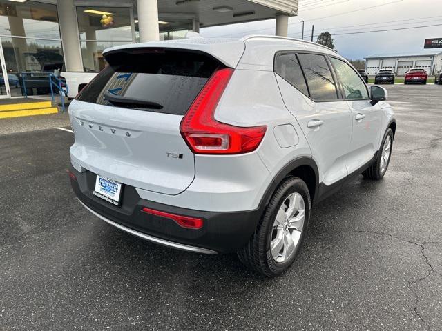 used 2020 Volvo XC40 car, priced at $27,488