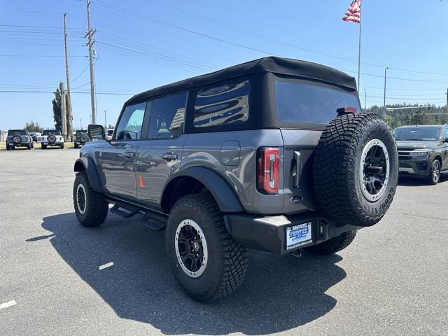 new 2024 Ford Bronco car, priced at $59,577