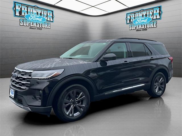 new 2025 Ford Explorer car, priced at $40,977