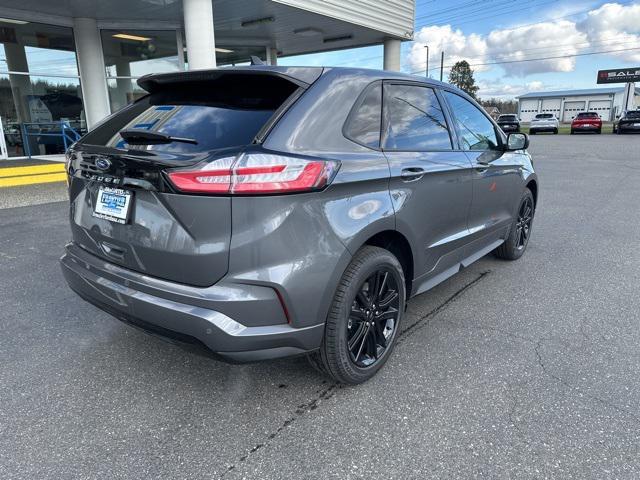 new 2024 Ford Edge car, priced at $43,377