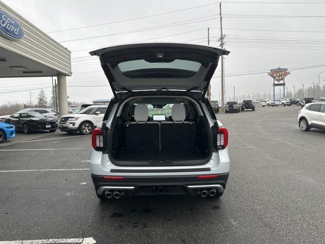 new 2025 Ford Explorer car, priced at $55,577