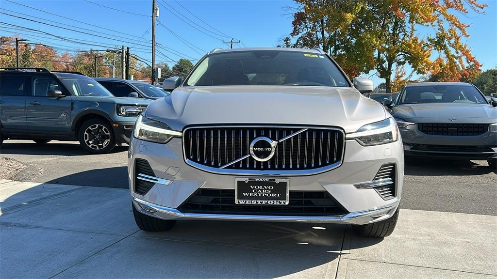 used 2022 Volvo XC60 car, priced at $37,997