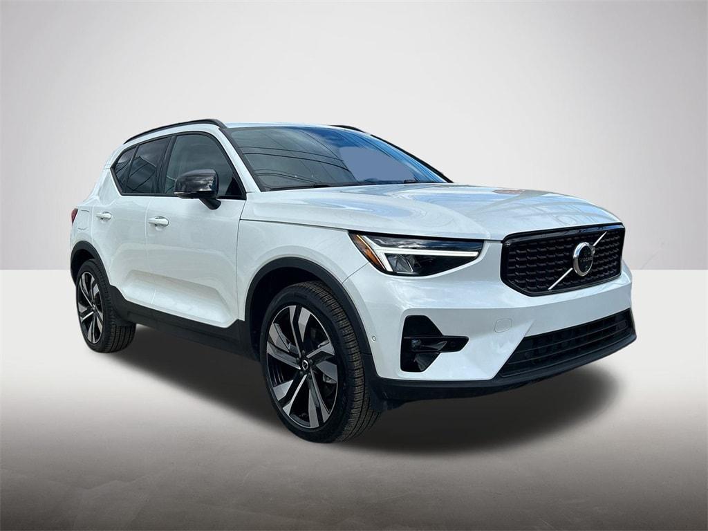 used 2024 Volvo XC40 car, priced at $36,145