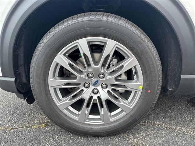 new 2025 Ford Explorer car, priced at $47,824