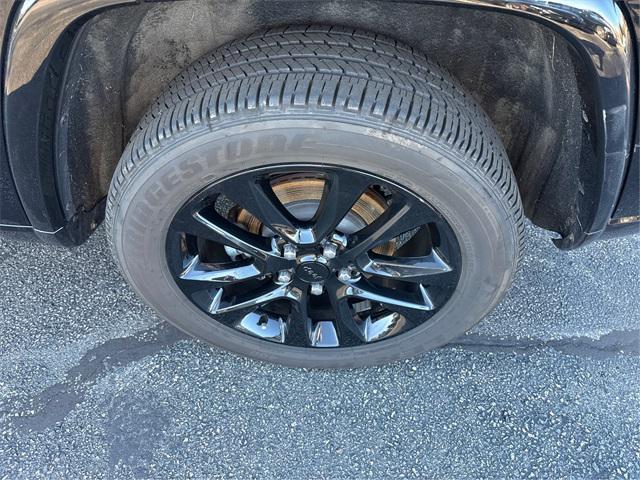 used 2021 Jeep Grand Cherokee car, priced at $22,998