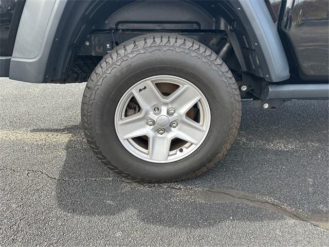 used 2020 Jeep Gladiator car, priced at $25,192
