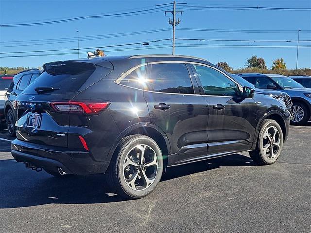 new 2025 Ford Escape car, priced at $40,403