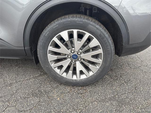 used 2022 Ford Escape car, priced at $22,799