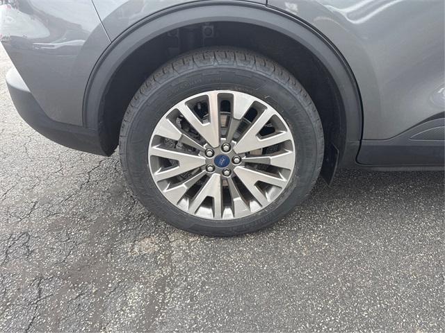 used 2022 Ford Escape car, priced at $22,799