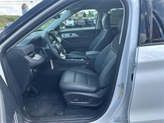 new 2025 Ford Explorer car, priced at $44,904