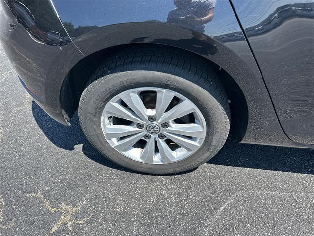 used 2018 Volkswagen Golf car, priced at $13,994