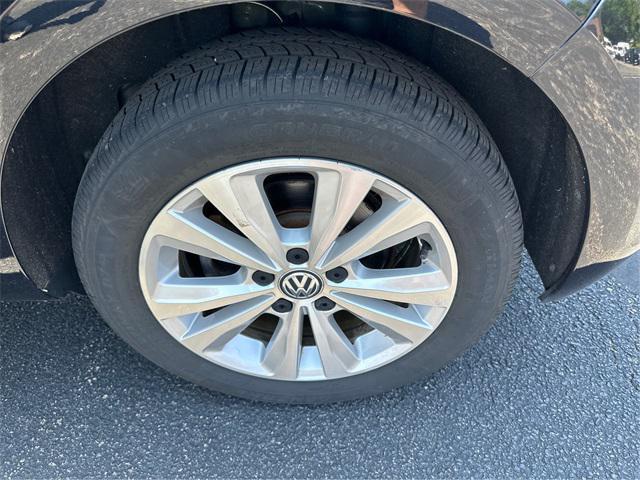 used 2018 Volkswagen Golf car, priced at $13,994