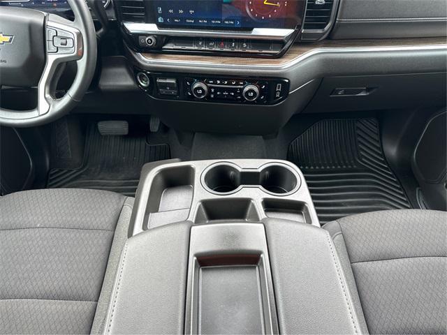 used 2024 Chevrolet Silverado 2500 car, priced at $44,994