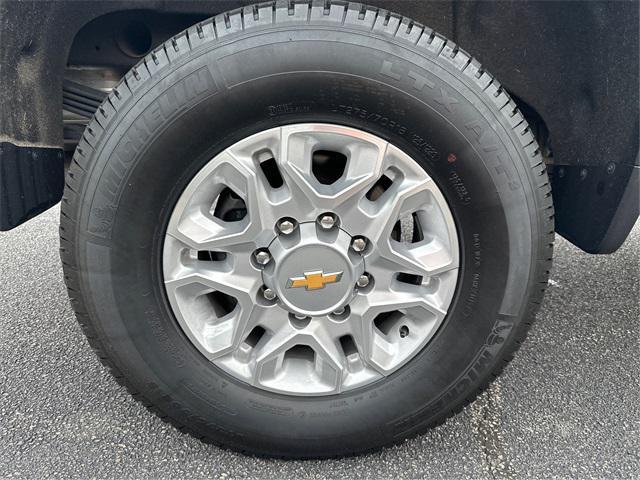 used 2024 Chevrolet Silverado 2500 car, priced at $44,994