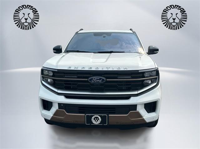 new 2025 Ford Expedition car, priced at $85,645
