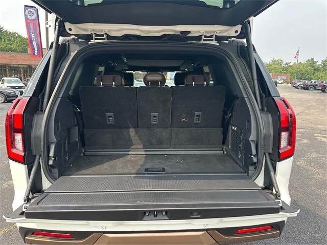 new 2025 Ford Expedition car, priced at $85,645