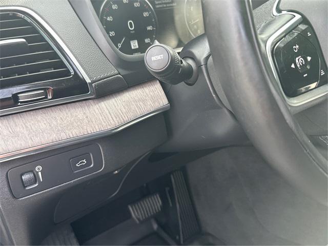 used 2021 Volvo XC90 car, priced at $34,998