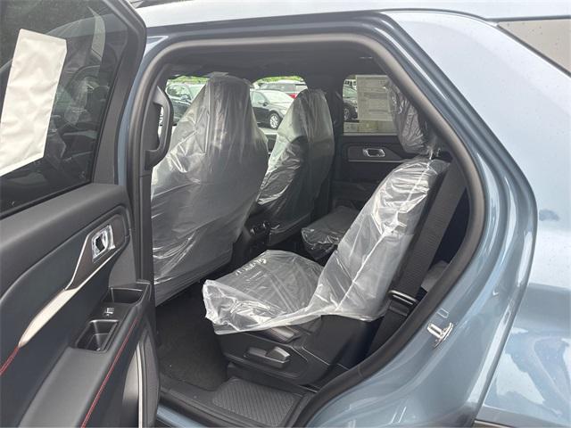 new 2025 Ford Explorer car, priced at $50,044