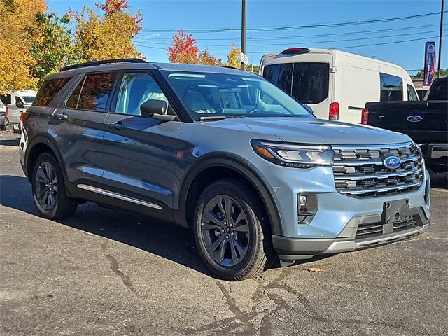 new 2025 Ford Explorer car, priced at $48,472