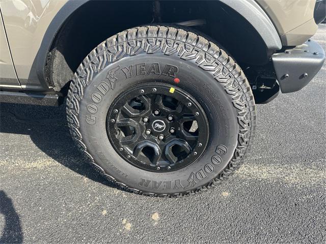 new 2025 Ford Bronco car, priced at $70,875