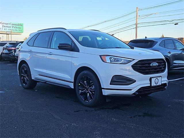 new 2024 Ford Edge car, priced at $40,435