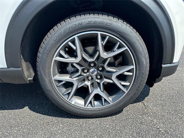 new 2025 Ford Explorer car, priced at $57,798