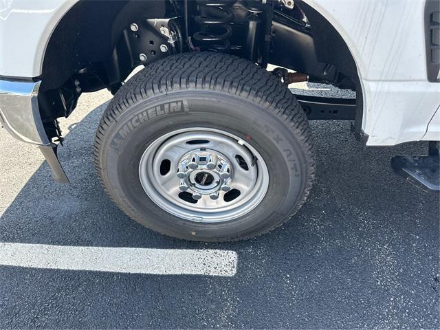 new 2024 Ford F-250 car, priced at $49,135