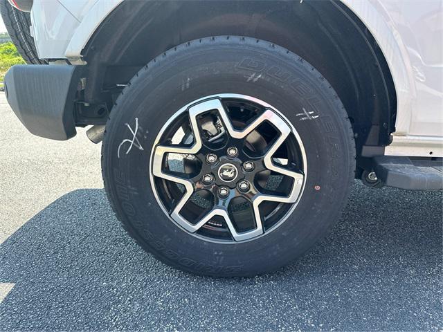 new 2024 Ford Bronco car, priced at $49,777