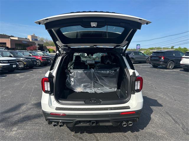 new 2025 Ford Explorer car, priced at $57,496