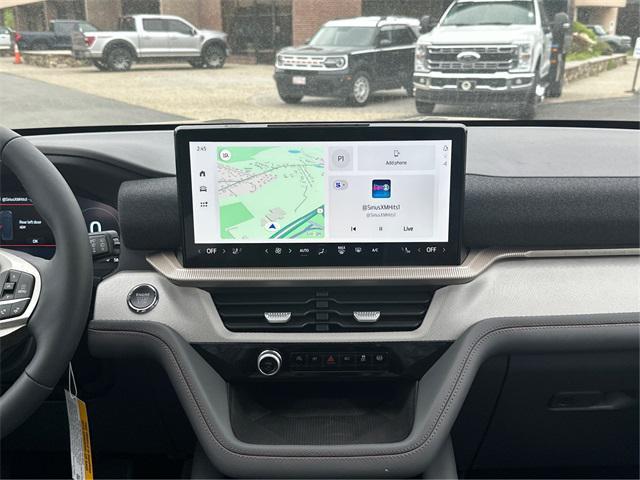 new 2025 Ford Explorer car, priced at $45,712
