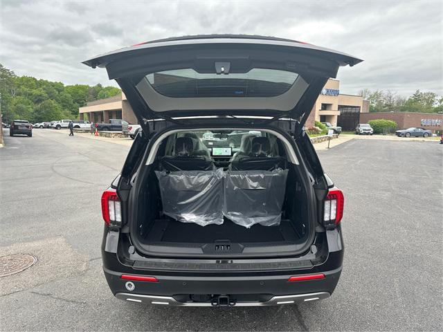 new 2025 Ford Explorer car, priced at $45,712