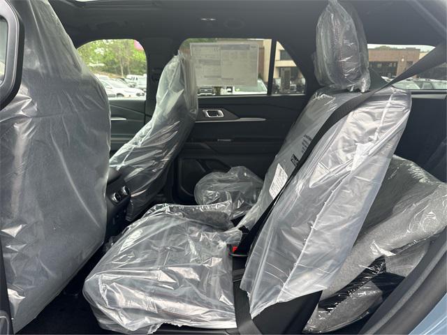 new 2025 Ford Explorer car, priced at $48,549