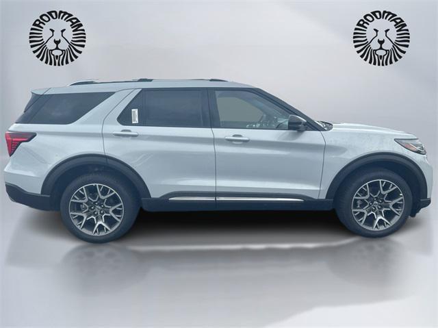 new 2025 Ford Explorer car, priced at $56,273