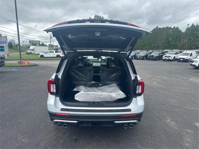 new 2025 Ford Explorer car, priced at $56,273