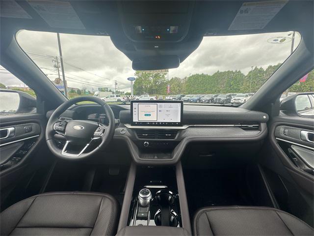 new 2025 Ford Explorer car, priced at $56,273