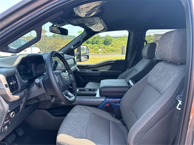 new 2025 Ford F-150 car, priced at $62,370