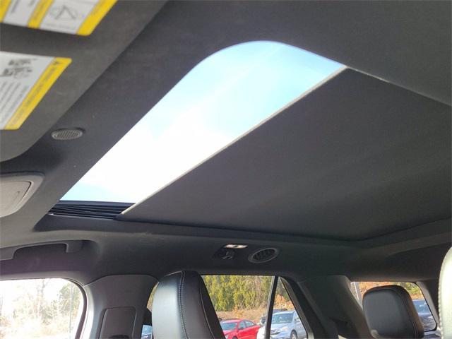 used 2020 Ford Explorer car