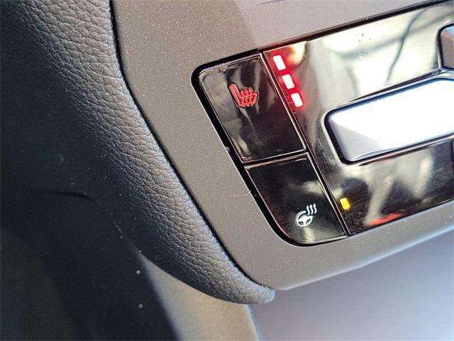 used 2020 Ford Explorer car