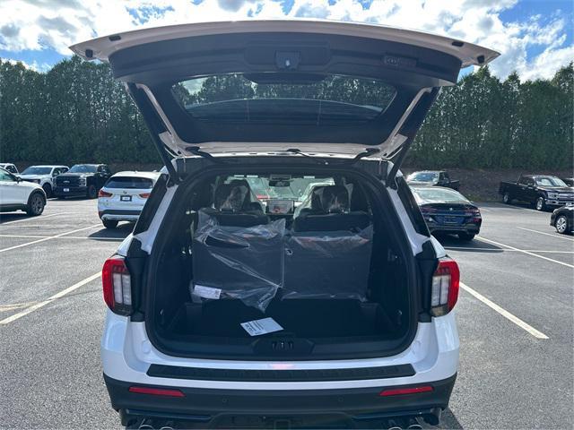 new 2025 Ford Explorer car, priced at $57,137