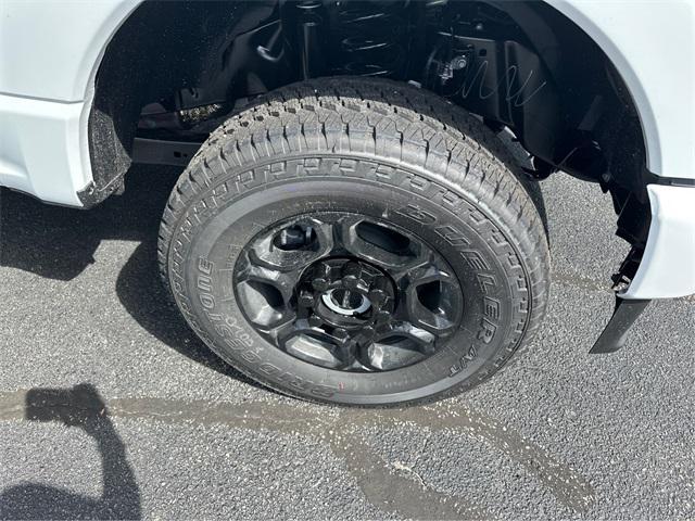 new 2025 Ford F-250 car, priced at $51,930