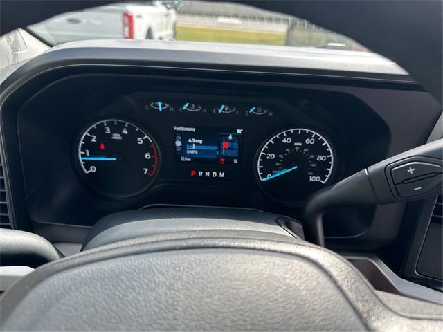 new 2025 Ford F-250 car, priced at $51,930