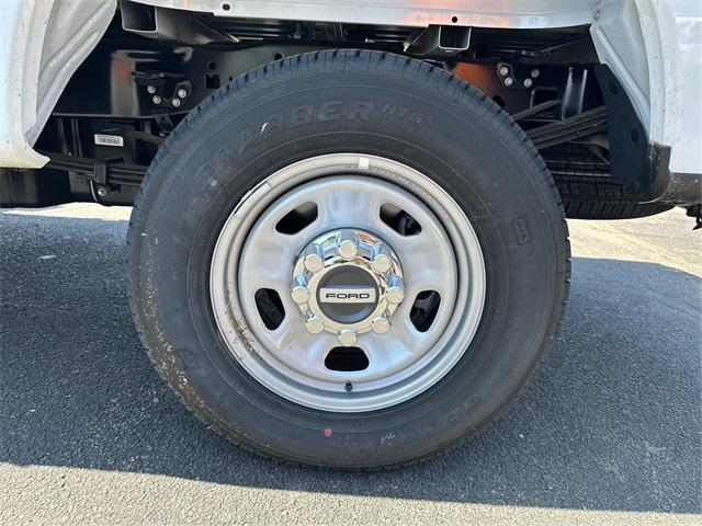 new 2024 Ford F-350 car, priced at $48,919