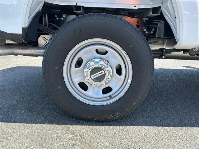 new 2024 Ford F-350 car, priced at $48,919