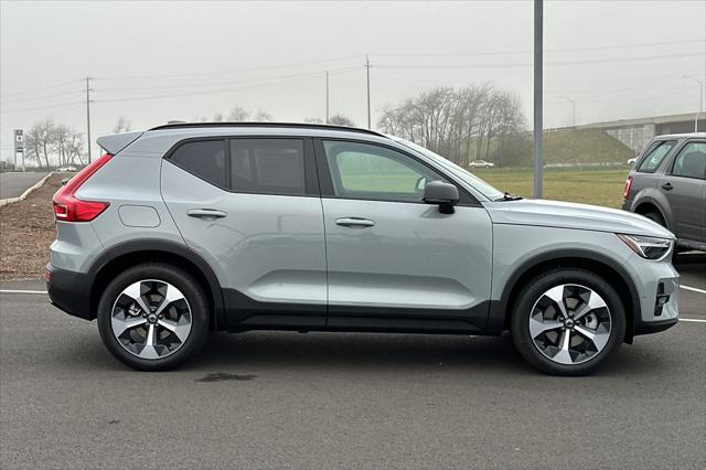 new 2025 Volvo XC40 car, priced at $48,315