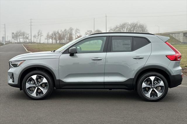 new 2025 Volvo XC40 car, priced at $48,315