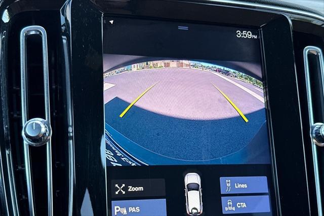 used 2020 Volvo XC40 car, priced at $16,985