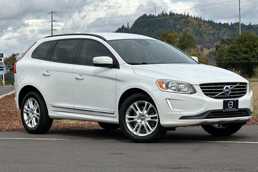 used 2016 Volvo XC60 car, priced at $8,283