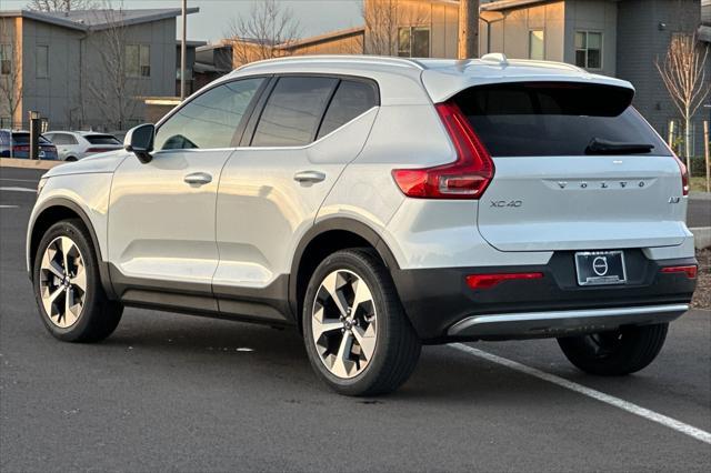 new 2025 Volvo XC40 car, priced at $46,015