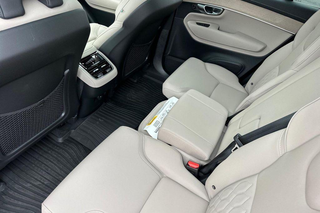 new 2026 Volvo XC90 car, priced at $68,825