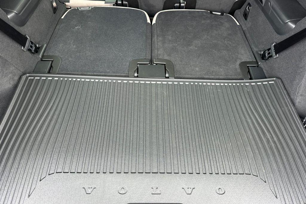 new 2026 Volvo XC90 car, priced at $68,825